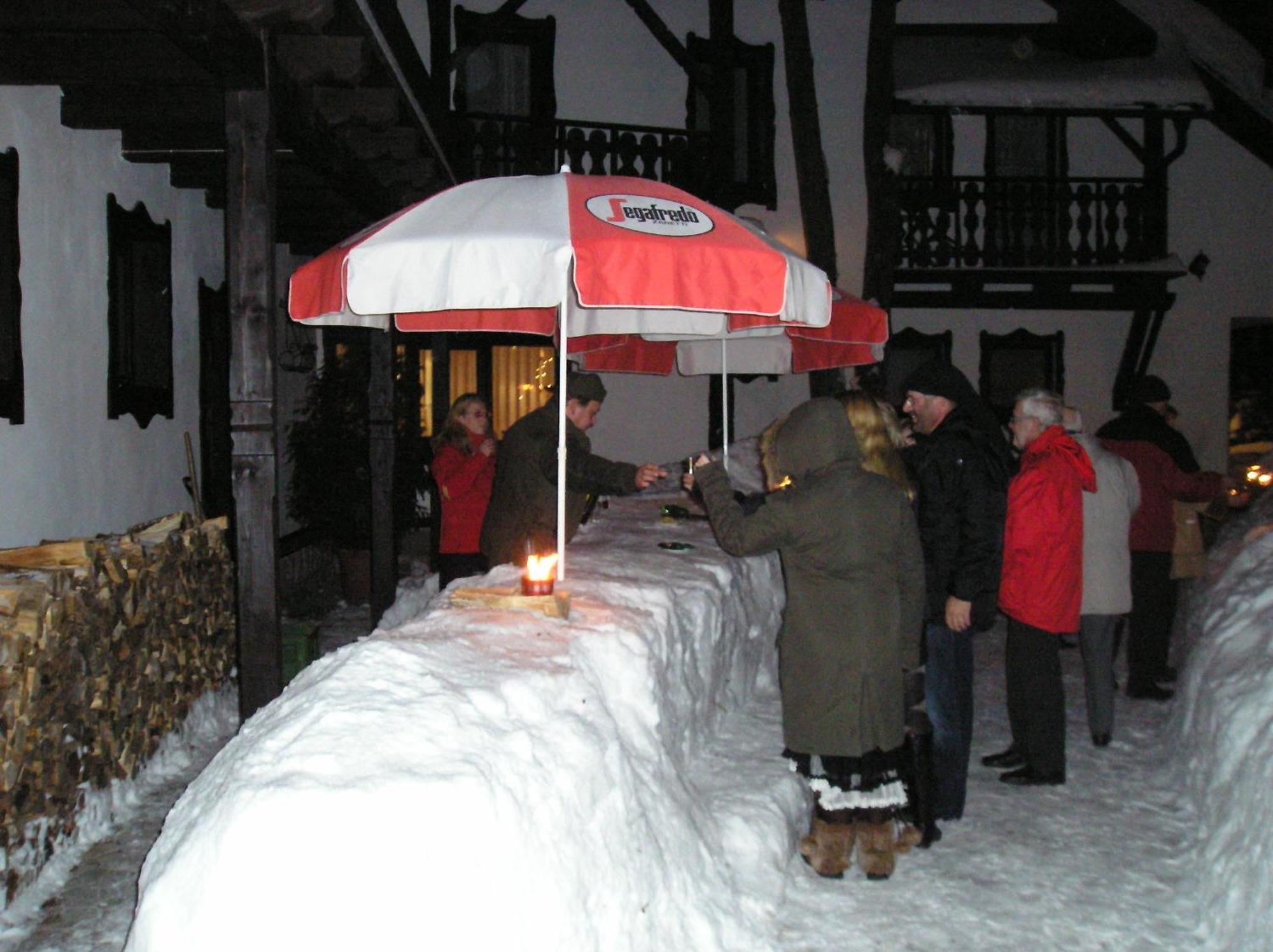 Hotel V Nebi Josefuv Dul Exterior photo